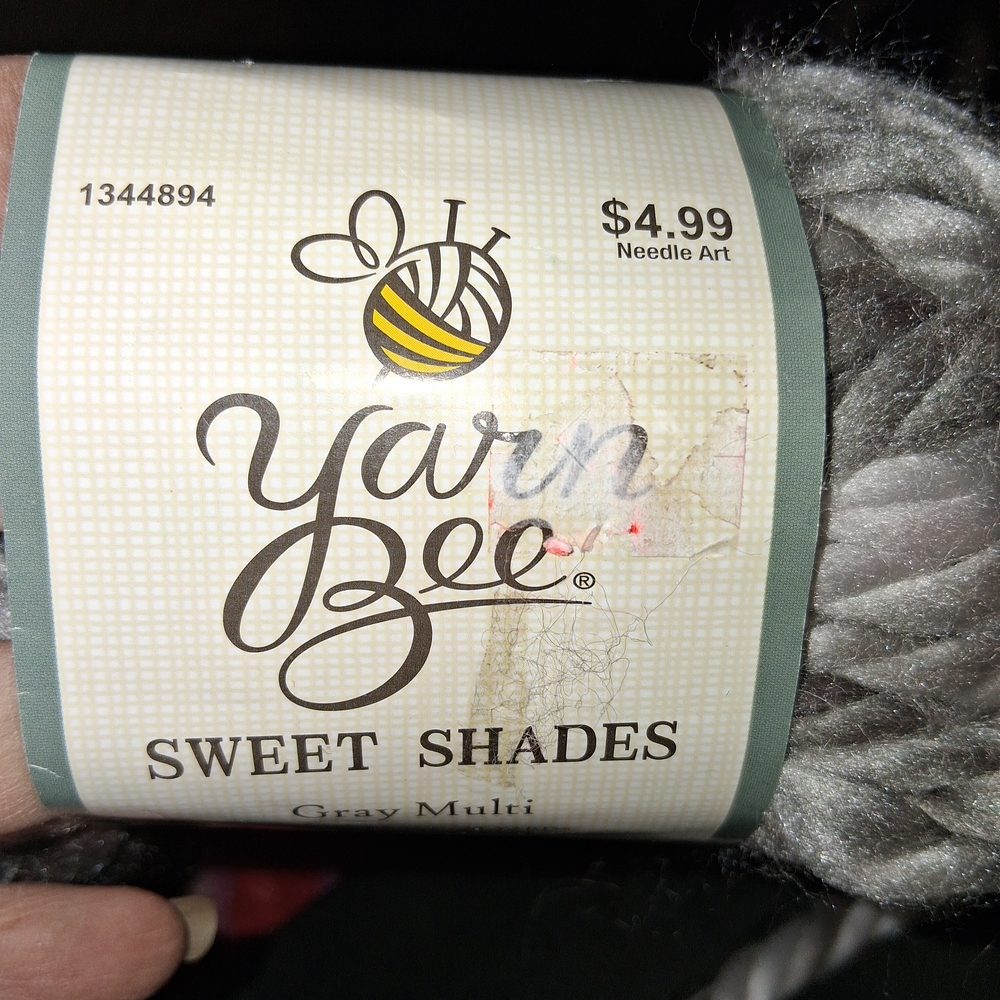 2 Skeins Yarn Bee sweet Shades Of Grey.
